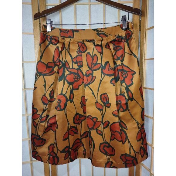 Simply Vera Sz 6 Floral Skirt - Picture 2 of 7